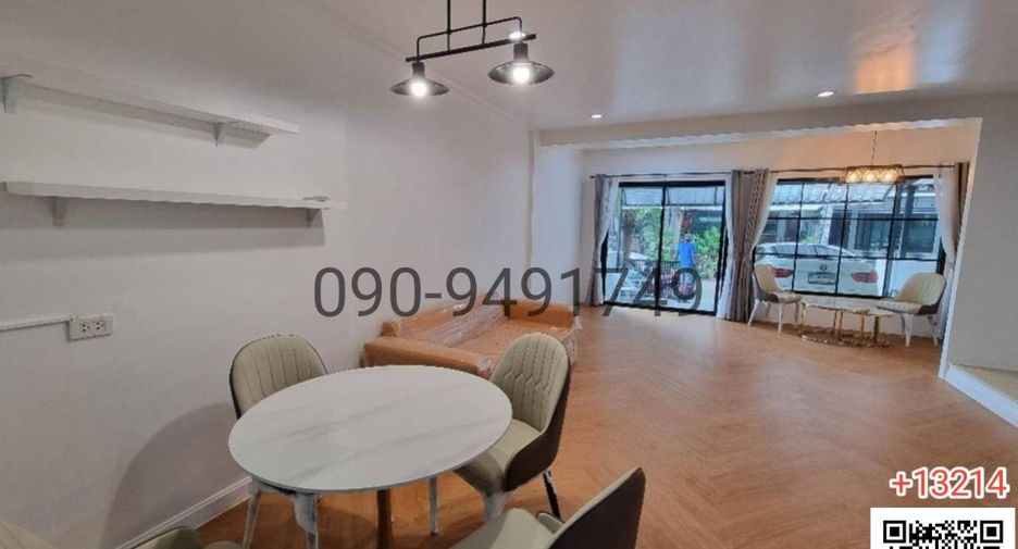 For rent 3 ベッドルーム townhouse in Suan Luang, Bangkok