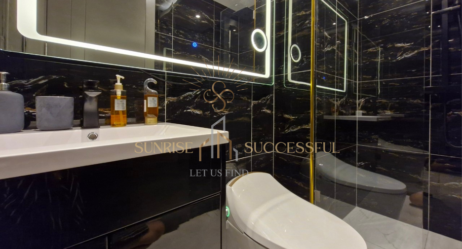 For sale 2 bed condo in South Pattaya, Pattaya