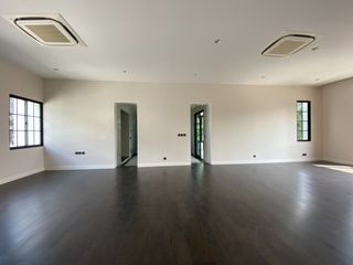 For sale 5 Beds house in Suan Luang, Bangkok