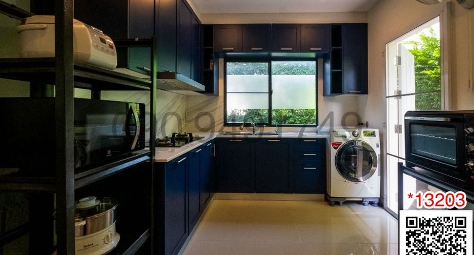 For rent 3 bedrooms house in Bang Phli, Samut Prakan