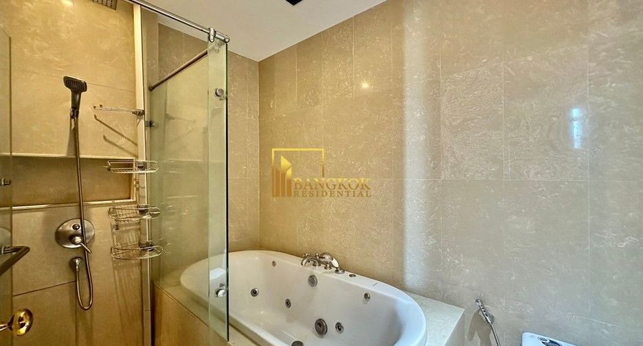 Wohnung zur Miete mit 2 Zimmer in Pathum Wan, Bangkok