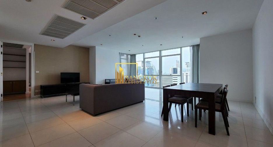 À louer 3 chambres condo à Pathum Wan, Bangkok