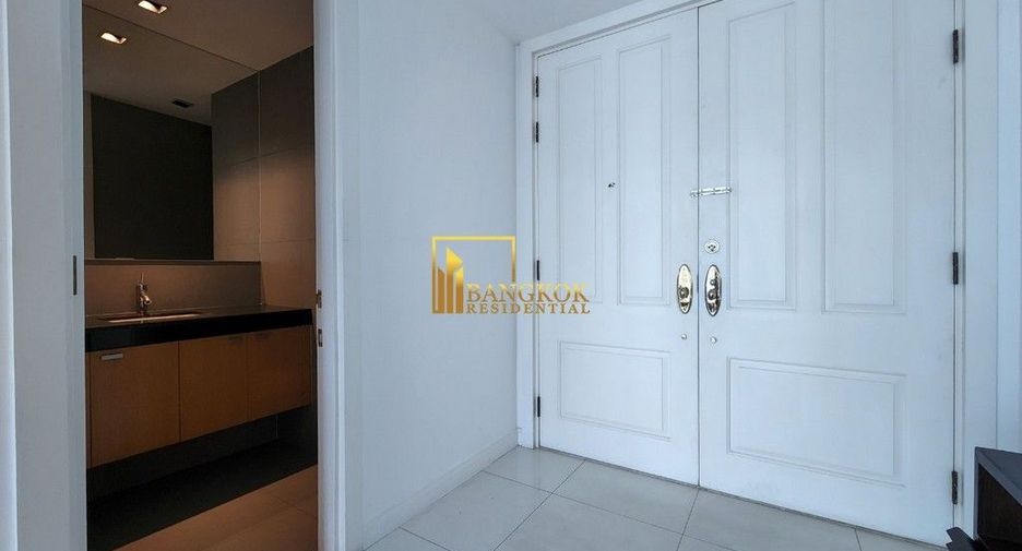 À louer 3 chambres condo à Pathum Wan, Bangkok