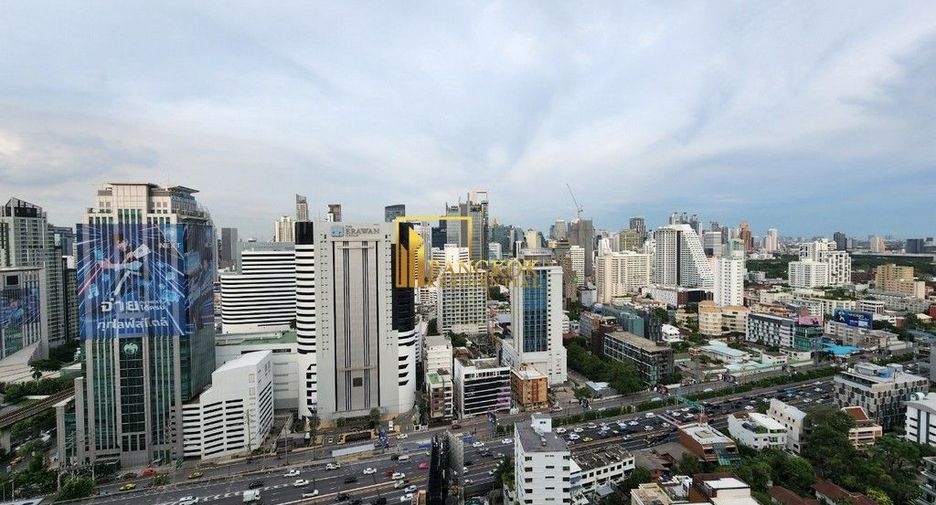 À louer 3 chambres condo à Pathum Wan, Bangkok