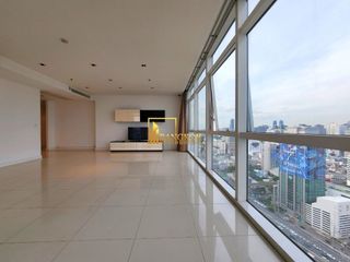 Condo en alquiler de 3 habitaciones en Pathum Wan, Bangkok