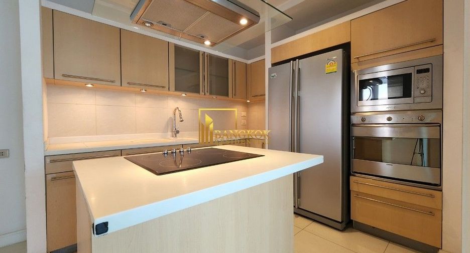 Wohnung zur Miete mit 3 Zimmer in Pathum Wan, Bangkok