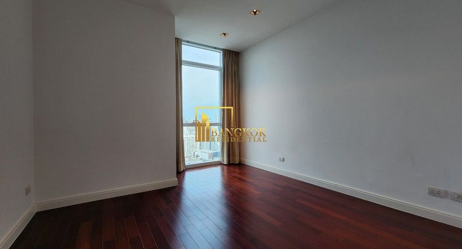 Wohnung zur Miete mit 3 Zimmer in Pathum Wan, Bangkok