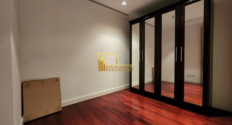 Wohnung zur Miete mit 3 Zimmer in Pathum Wan, Bangkok