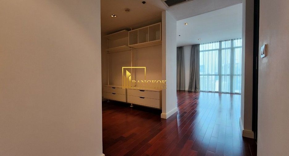Wohnung zur Miete mit 3 Zimmer in Pathum Wan, Bangkok