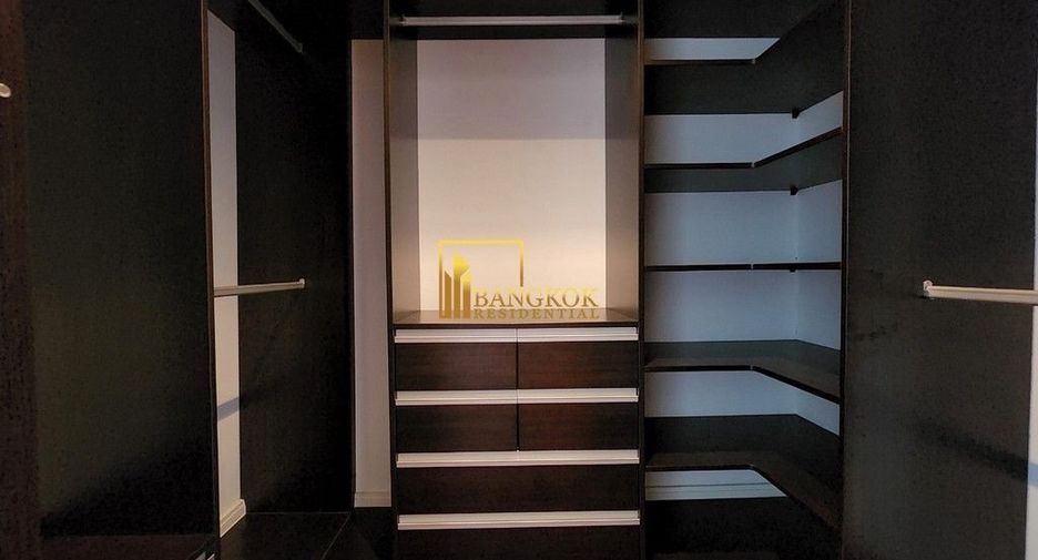 Wohnung zur Miete mit 3 Zimmer in Pathum Wan, Bangkok