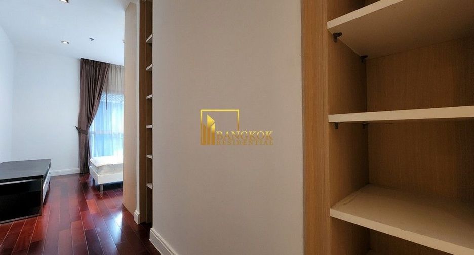 Condo en alquiler de 3 habitaciones en Pathum Wan, Bangkok