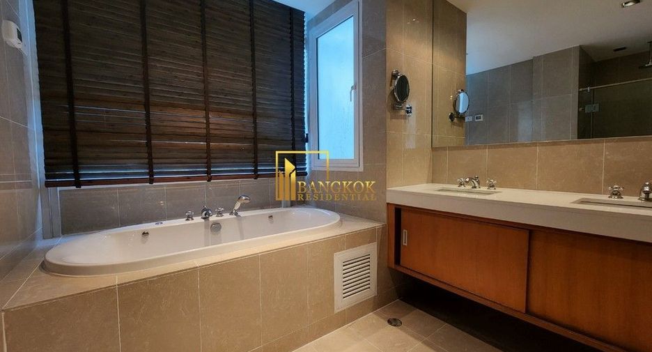 Condo en alquiler de 3 habitaciones en Pathum Wan, Bangkok
