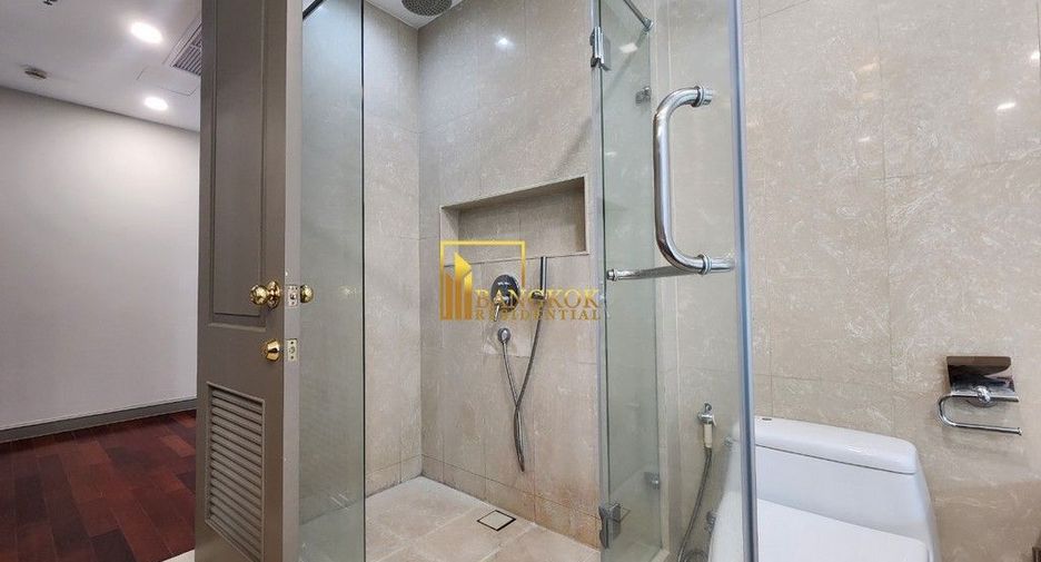 Condo en alquiler de 2 habitaciones en Pathum Wan, Bangkok