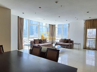 Condo en alquiler de 3 habitaciones en Pathum Wan, Bangkok