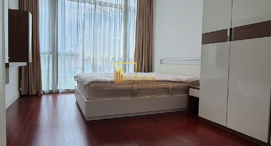 Condo en alquiler de 3 habitaciones en Pathum Wan, Bangkok