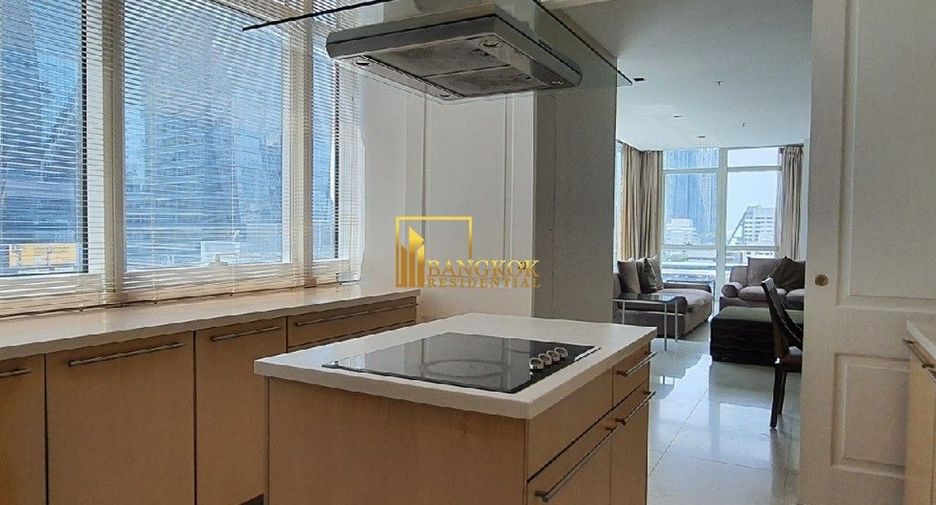 Condo en alquiler de 3 habitaciones en Pathum Wan, Bangkok
