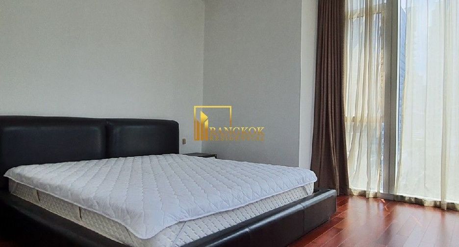 Condo en alquiler de 3 habitaciones en Pathum Wan, Bangkok