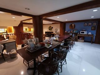 À vendre 19 chambres hôtel à Bang Rak, Bangkok