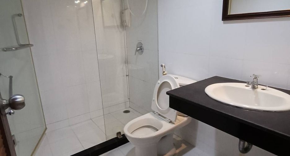 出售 19 卧室 酒店 在 Bang Rak, 曼谷