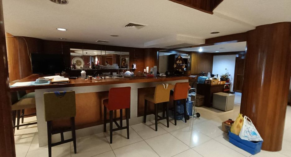 出售 19 卧室 酒店 在 Bang Rak, 曼谷