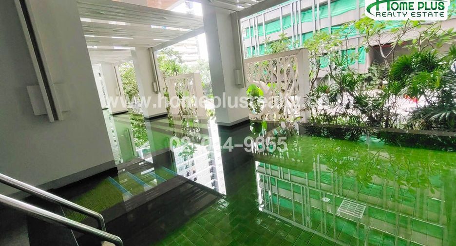 À vendre 1 chambre condo à Huai Khwang, Bangkok