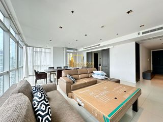 Condo en alquiler de 3 habitaciones en Pathum Wan, Bangkok