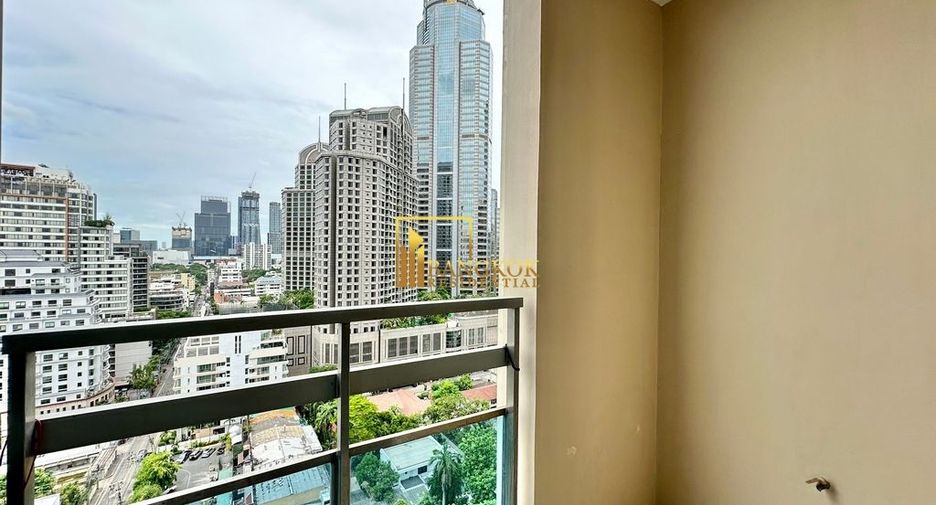 Condo en alquiler de 3 habitaciones en Pathum Wan, Bangkok