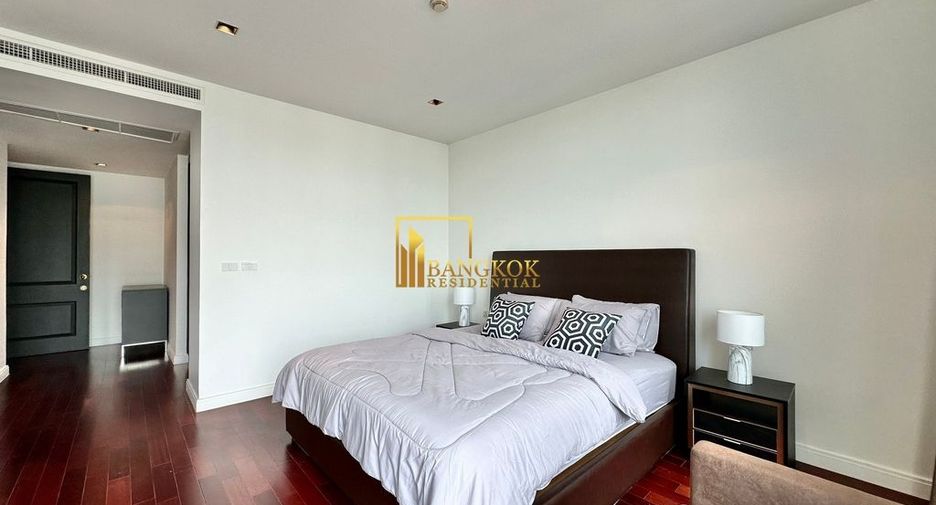 Condo en alquiler de 3 habitaciones en Pathum Wan, Bangkok