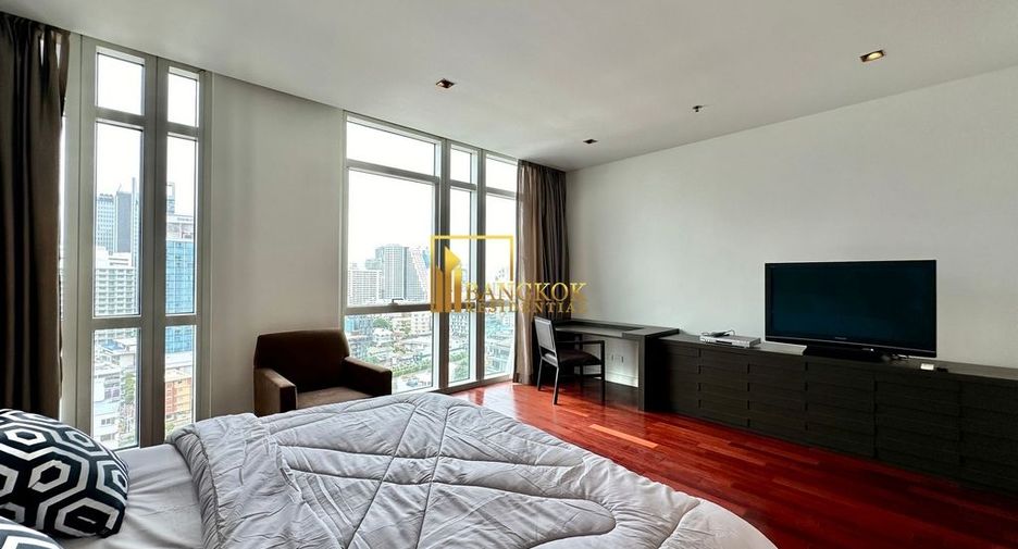 Condo en alquiler de 3 habitaciones en Pathum Wan, Bangkok