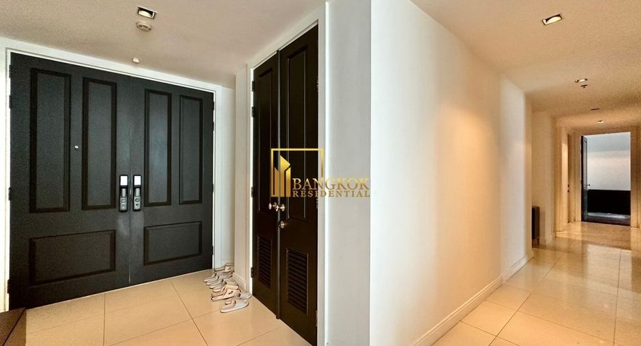 Condo en alquiler de 3 habitaciones en Pathum Wan, Bangkok