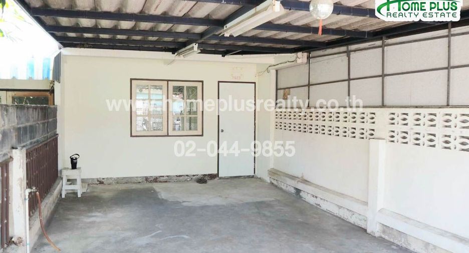 À vendre 2 chambres maison de ville à Bang Bua Thong, Nonthaburi