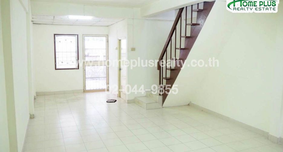 À vendre 2 chambres maison de ville à Bang Bua Thong, Nonthaburi