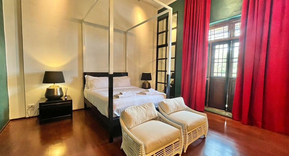 For sale 7 bedrooms villa in Mueang Chiang Mai, Chiang Mai