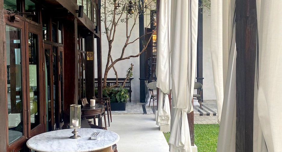 For sale 7 bedrooms villa in Mueang Chiang Mai, Chiang Mai