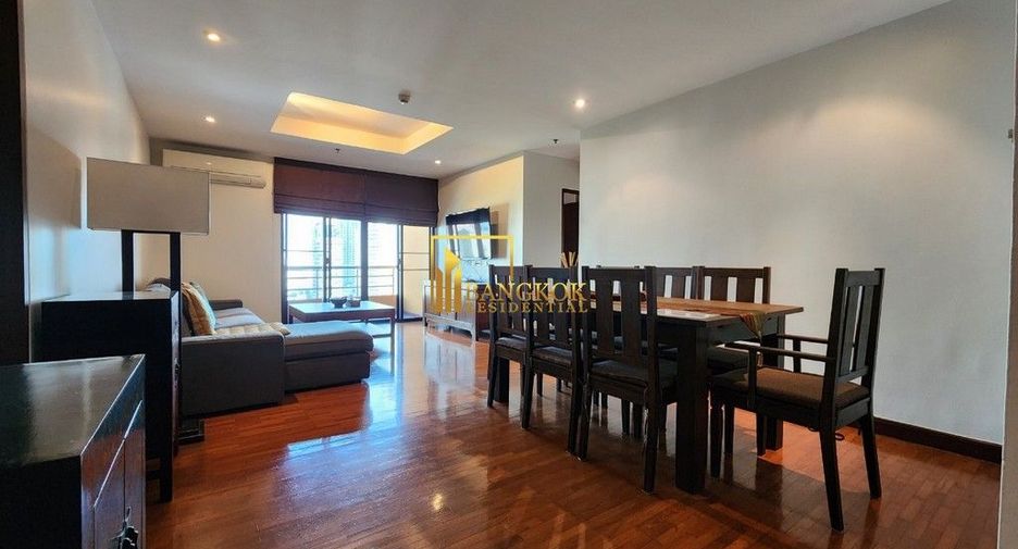 For rent 3 bedrooms condo in Pathum Wan, Bangkok
