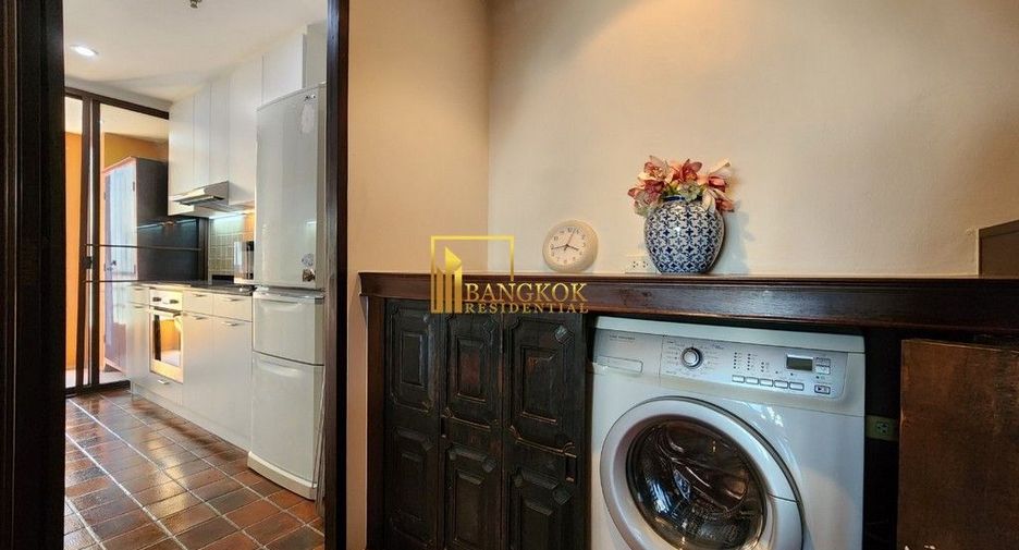 For rent 3 bedrooms condo in Pathum Wan, Bangkok