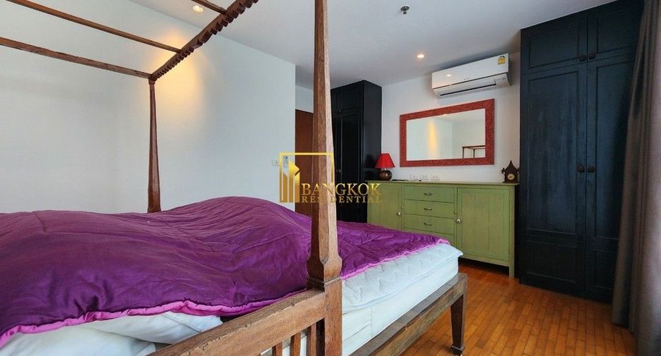 For rent 3 bedrooms condo in Pathum Wan, Bangkok