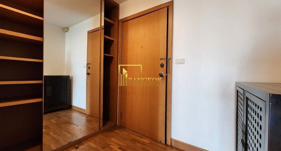 For rent 2 bedrooms condo in Pathum Wan, Bangkok