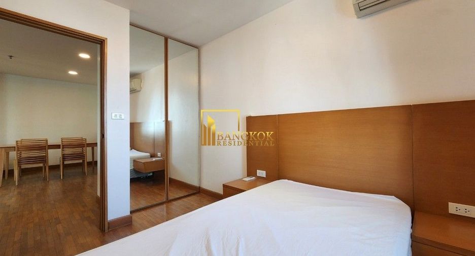 For rent 2 bedrooms condo in Pathum Wan, Bangkok