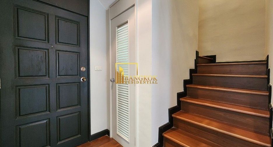 For rent 3 bedrooms condo in Pathum Wan, Bangkok