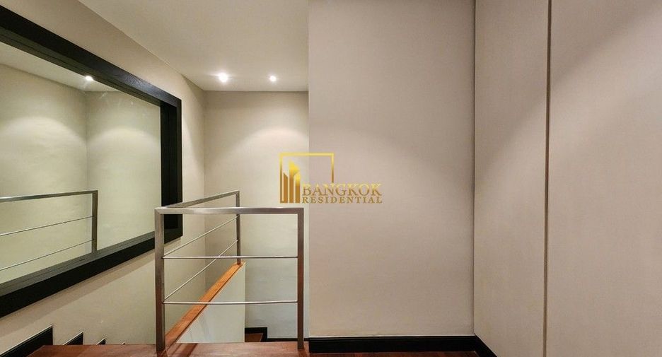 For rent 3 bedrooms condo in Pathum Wan, Bangkok