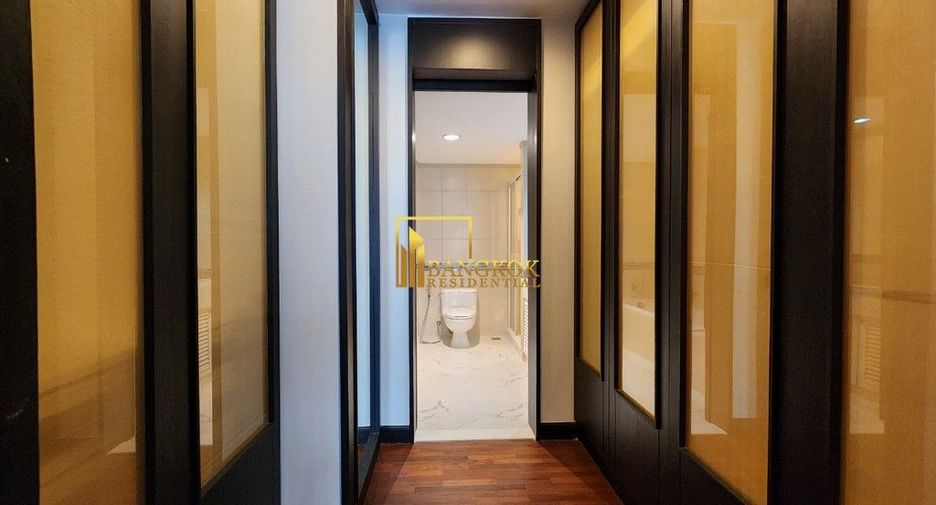 For rent 3 bedrooms condo in Pathum Wan, Bangkok