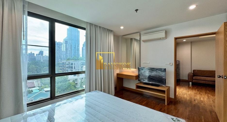 For rent 2 bedrooms condo in Pathum Wan, Bangkok