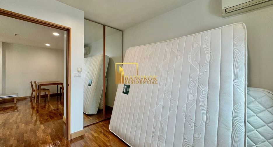 For rent 2 bedrooms condo in Pathum Wan, Bangkok