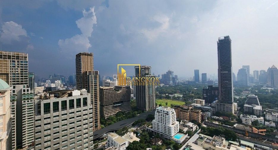 For rent 1 bed condo in Pathum Wan, Bangkok