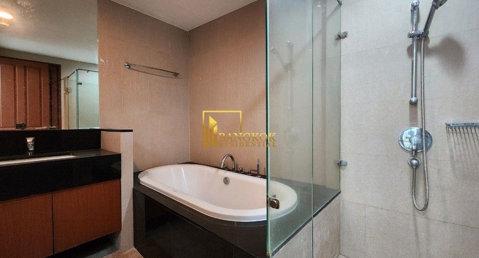 For rent 1 bed condo in Pathum Wan, Bangkok