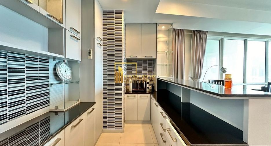 For rent 2 ベッドルーム condo in Pathum Wan, Bangkok