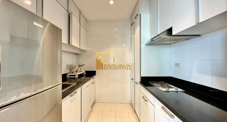 For rent 2 ベッドルーム condo in Pathum Wan, Bangkok