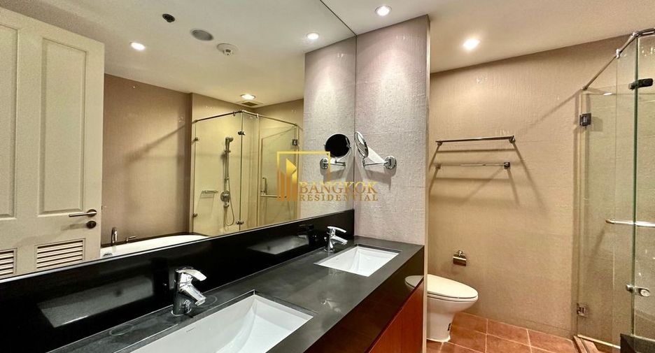 For rent 2 ベッドルーム condo in Pathum Wan, Bangkok