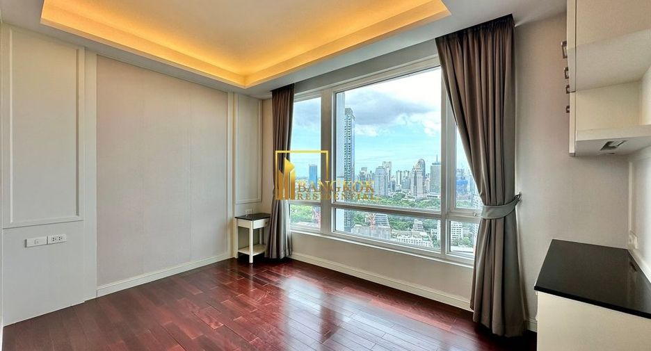For rent 2 ベッドルーム condo in Pathum Wan, Bangkok